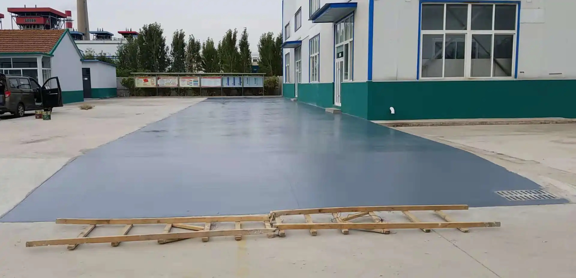 天门车间厂房地坪漆修补翻新